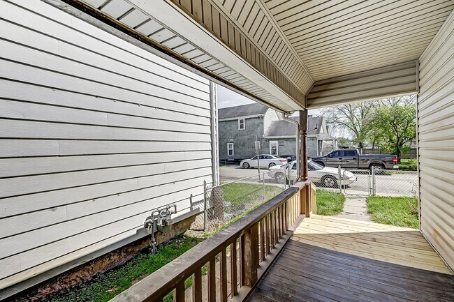 Building Photo - LEASING SPECIAL - sign a 13-month lease by 7/31/2026 and second month is free!