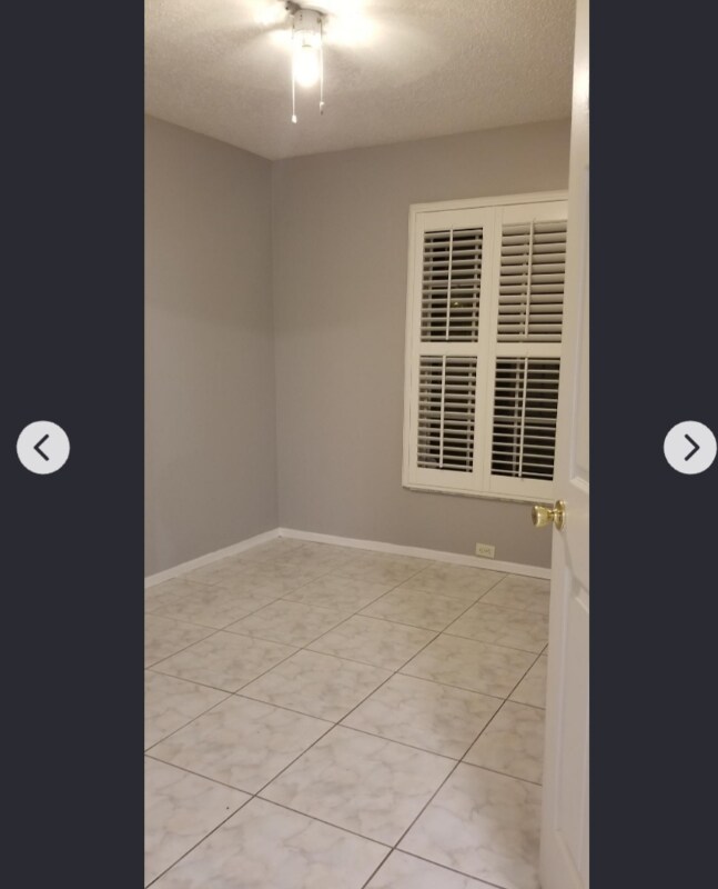 Building Photo - 1 Underhill Loop Dr