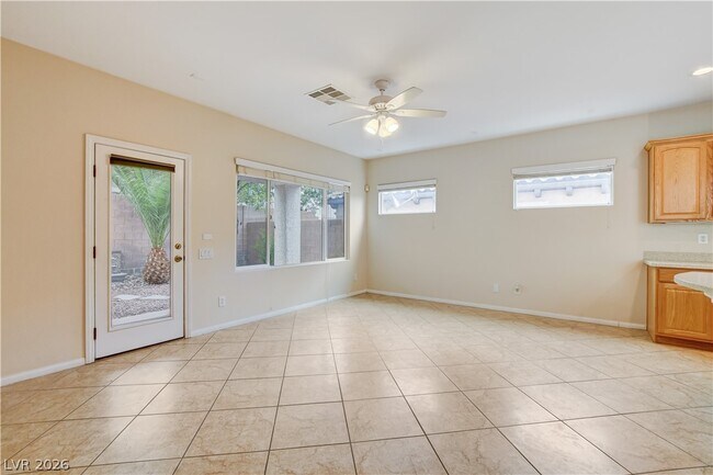 Building Photo - 10474 Howling Coyote Ave