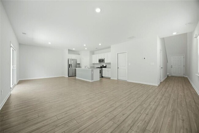 Building Photo - 111 Horned Owl Ave