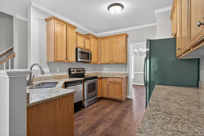 Building Photo - 770 Parkside Townes Ct