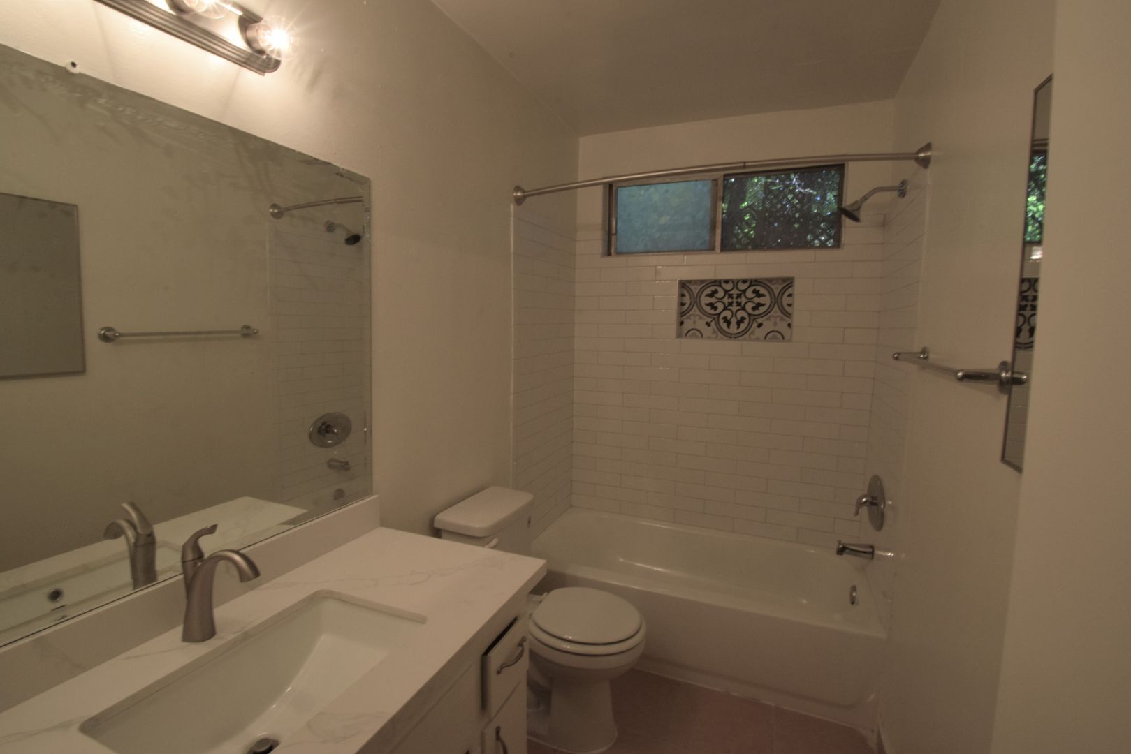 Building Photo - 10745 Hortense St