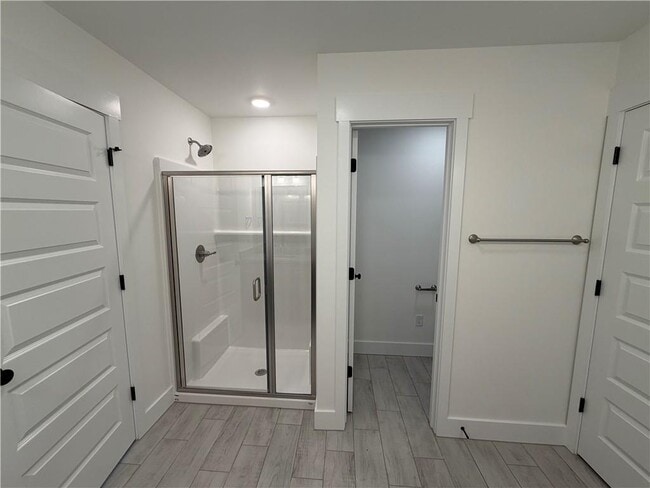 Building Photo - 211 Kristen Ln