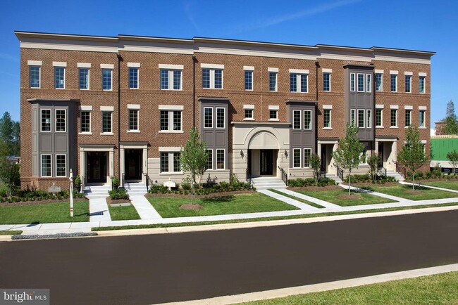 Building Photo - 42268 Rhett Drive