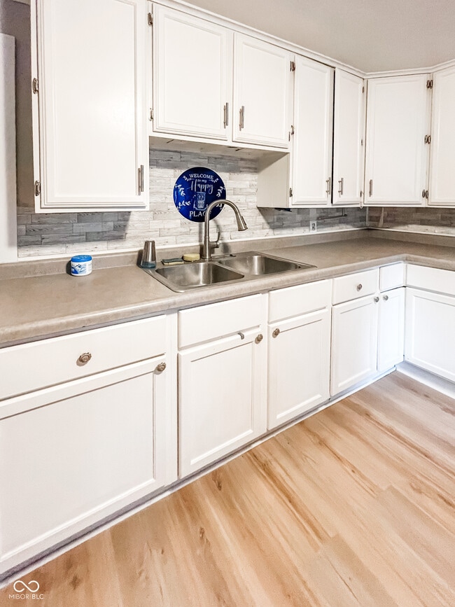 Building Photo - 102 Meridian St