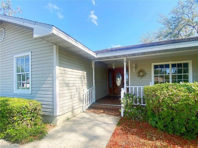 Building Photo - 994 Country Lake Cir