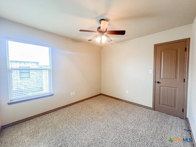 Building Photo - 700 Cosper Creek Dr