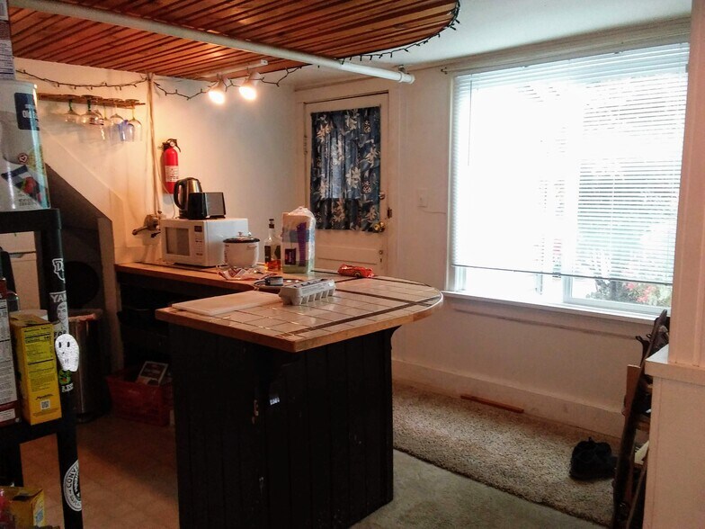 Same - 2909 NW Fillmore Ave