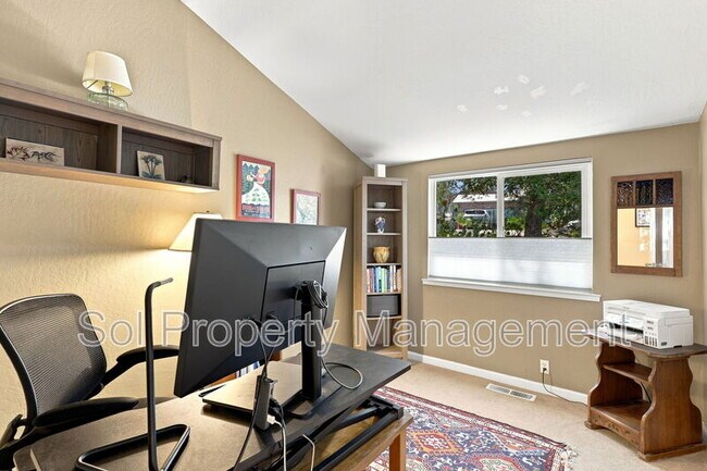 Building Photo - 140 Spaten Way