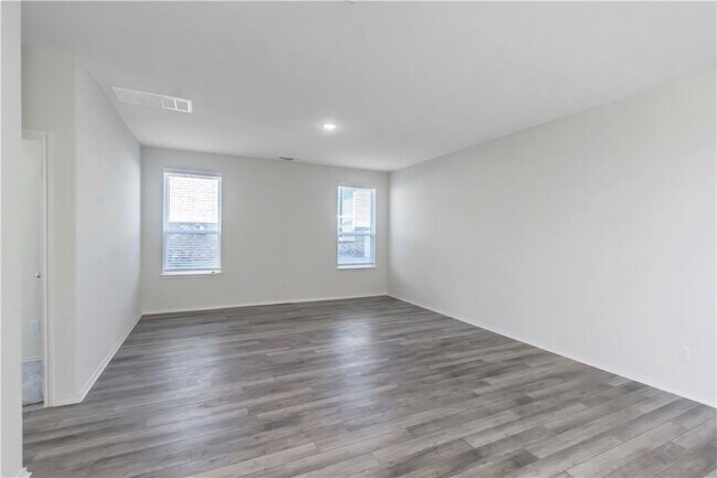 Building Photo - 338 Pepperbark Loop