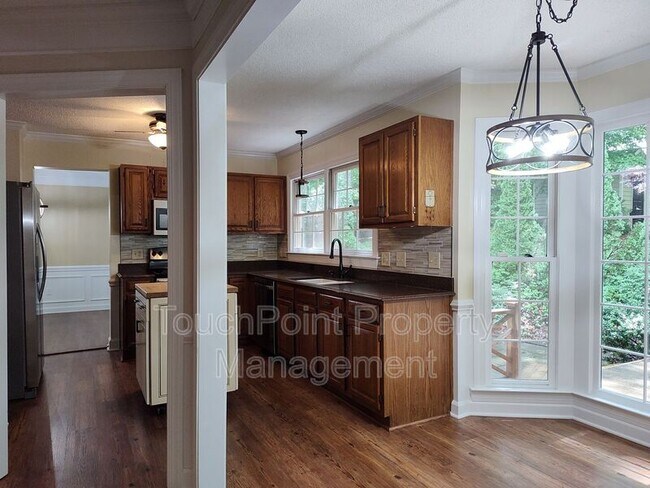 Building Photo - 7235 Kinsmore Ln