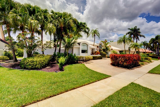 Building Photo - 10252 Shireoaks Ln