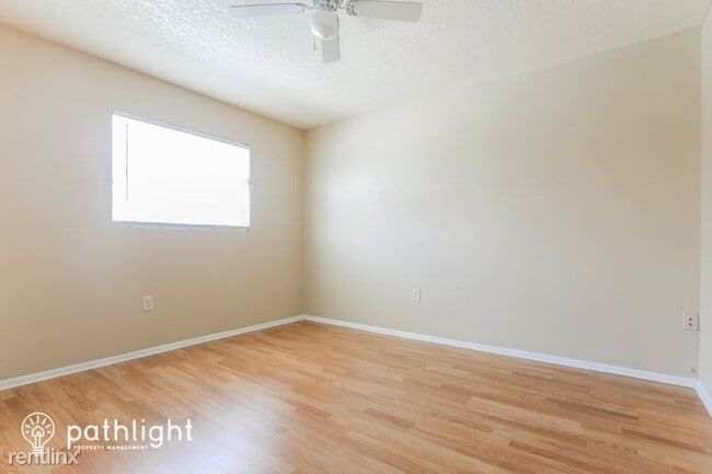 Building Photo - 3 br, 2 bath House - 27051 Curitiba Dr UNIT