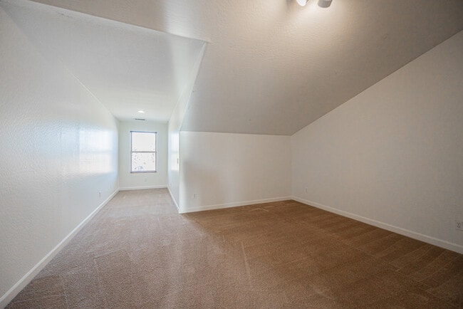 Building Photo - 12746 W Colter St