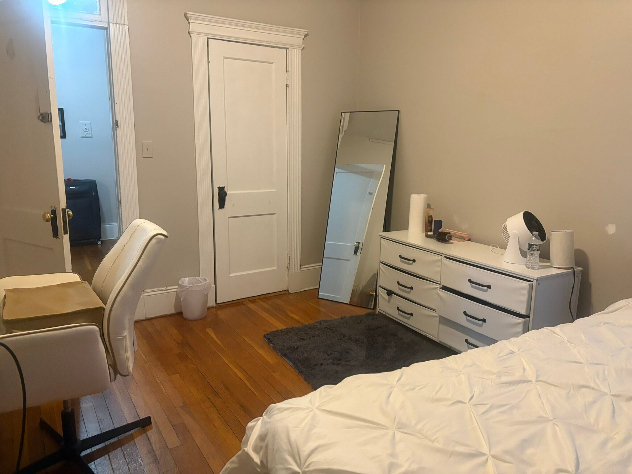 Building Photo - 1066 Commonwealth Ave