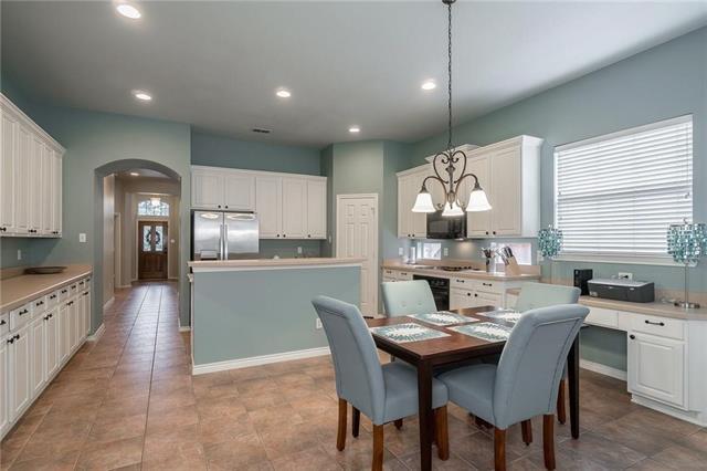 Building Photo - 1713 Carson Ln