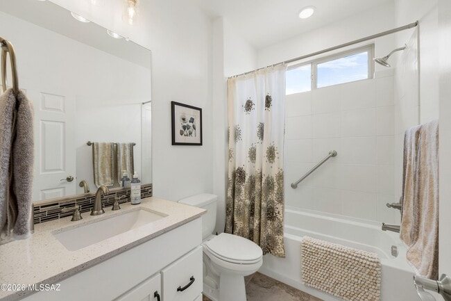 Building Photo - 39589 S Summerwood Dr