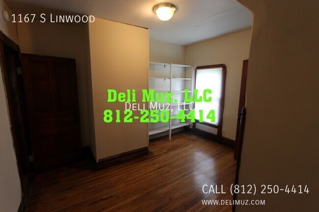 Building Photo - 1167 S Linwood Ave