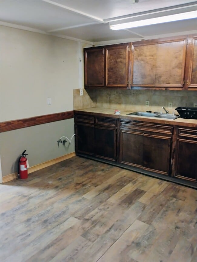 Building Photo - 6759 TX-105