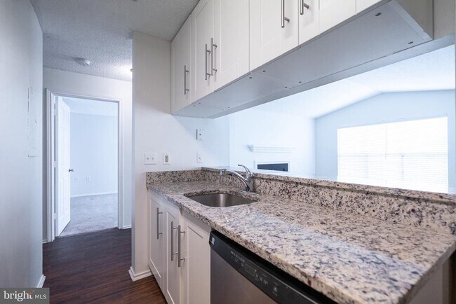 Building Photo - 21029 Timber Ridge Terrace