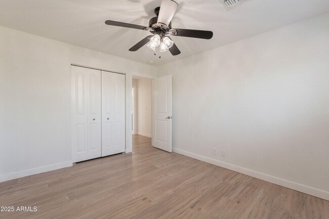 Building Photo - 6808 E Loma Land Dr