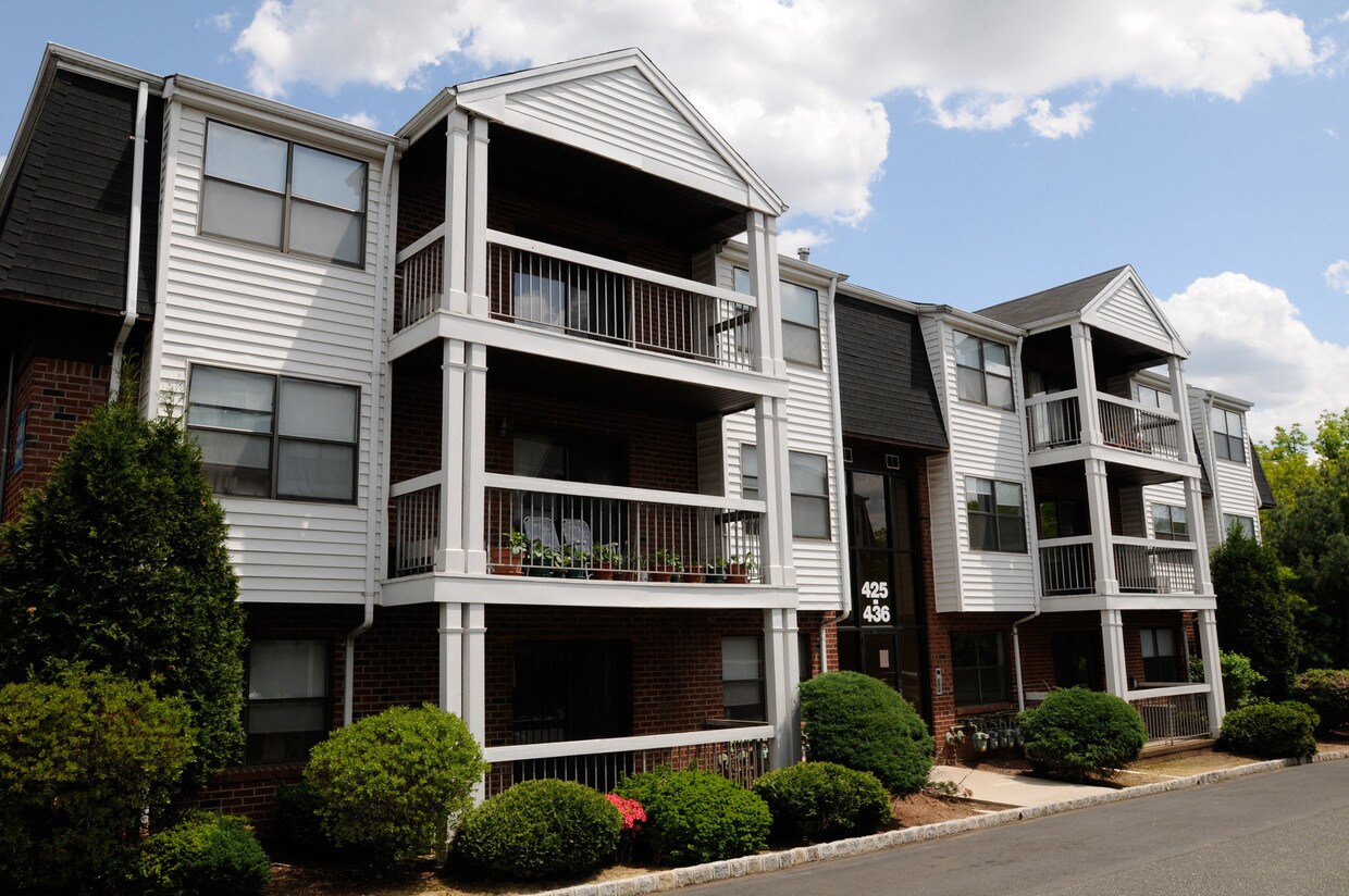Oak Tree Village Edison Nj Apartment Finder