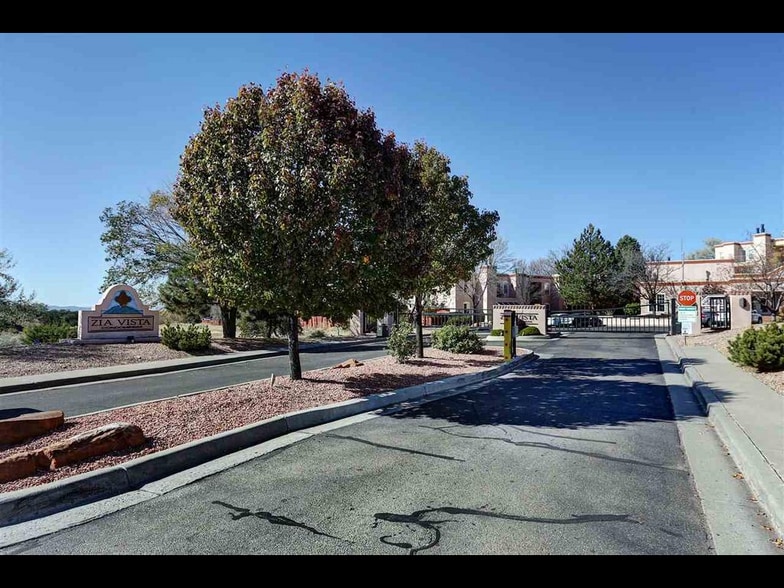 Building Photo - 2501 W Zia Rd