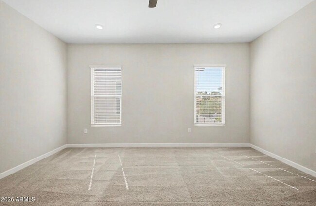 Building Photo - 5016 E Gallop Wy