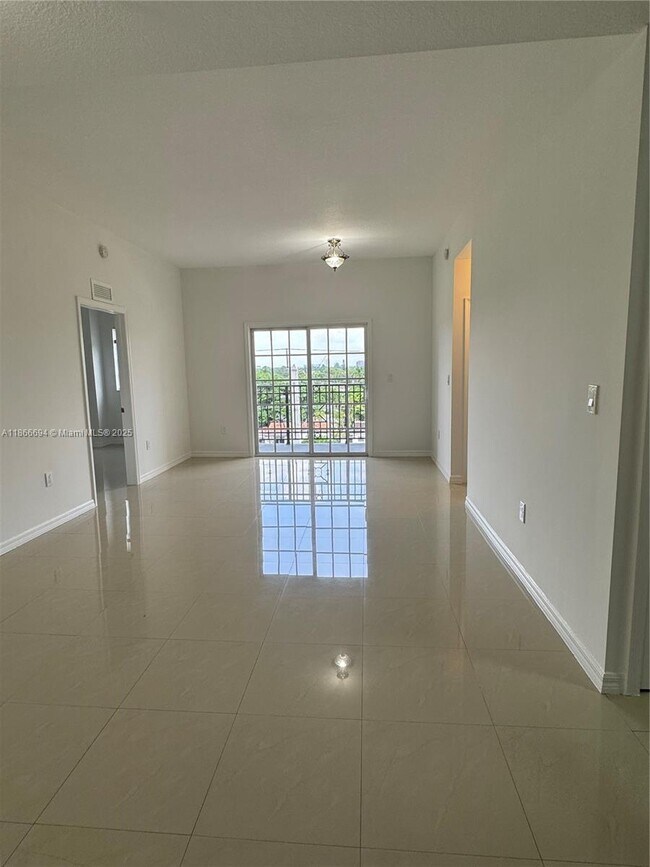 Building Photo - 5271 SW 8th St