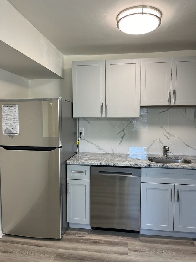 Building Photo - GWYNEDD CLUB 1BR CONDO AVAIL. IMMEDIATELY!