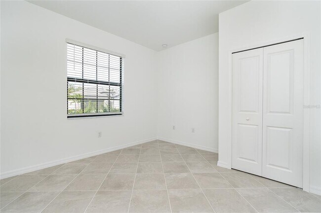 Building Photo - 1745 Saddlewood Cir