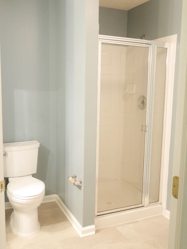 Building Photo - Spacious 2 Bedroom Condominium in Owings M...