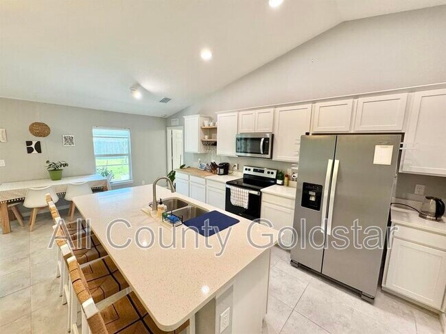 Building Photo - 11373 Visby Ave