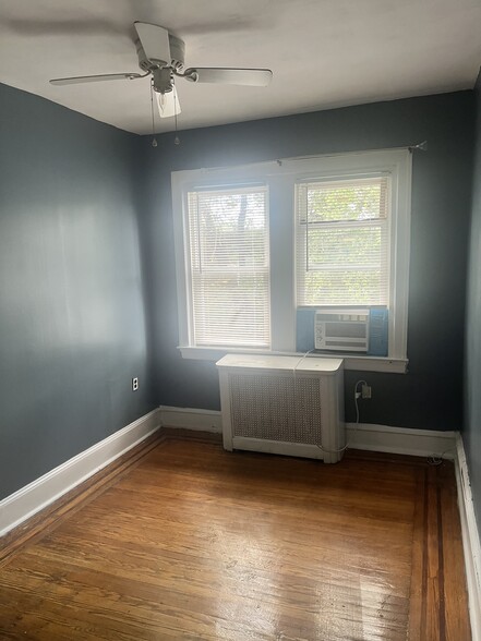Dining Room - 4927 Wissahickon Ave
