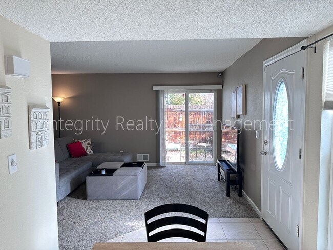 Building Photo - 10001 E Evans Ave