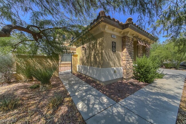 Building Photo - 10057 Portula Valley St