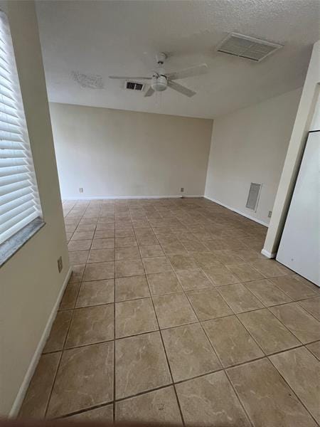 Building Photo - 4540 Bougainvilla Dr