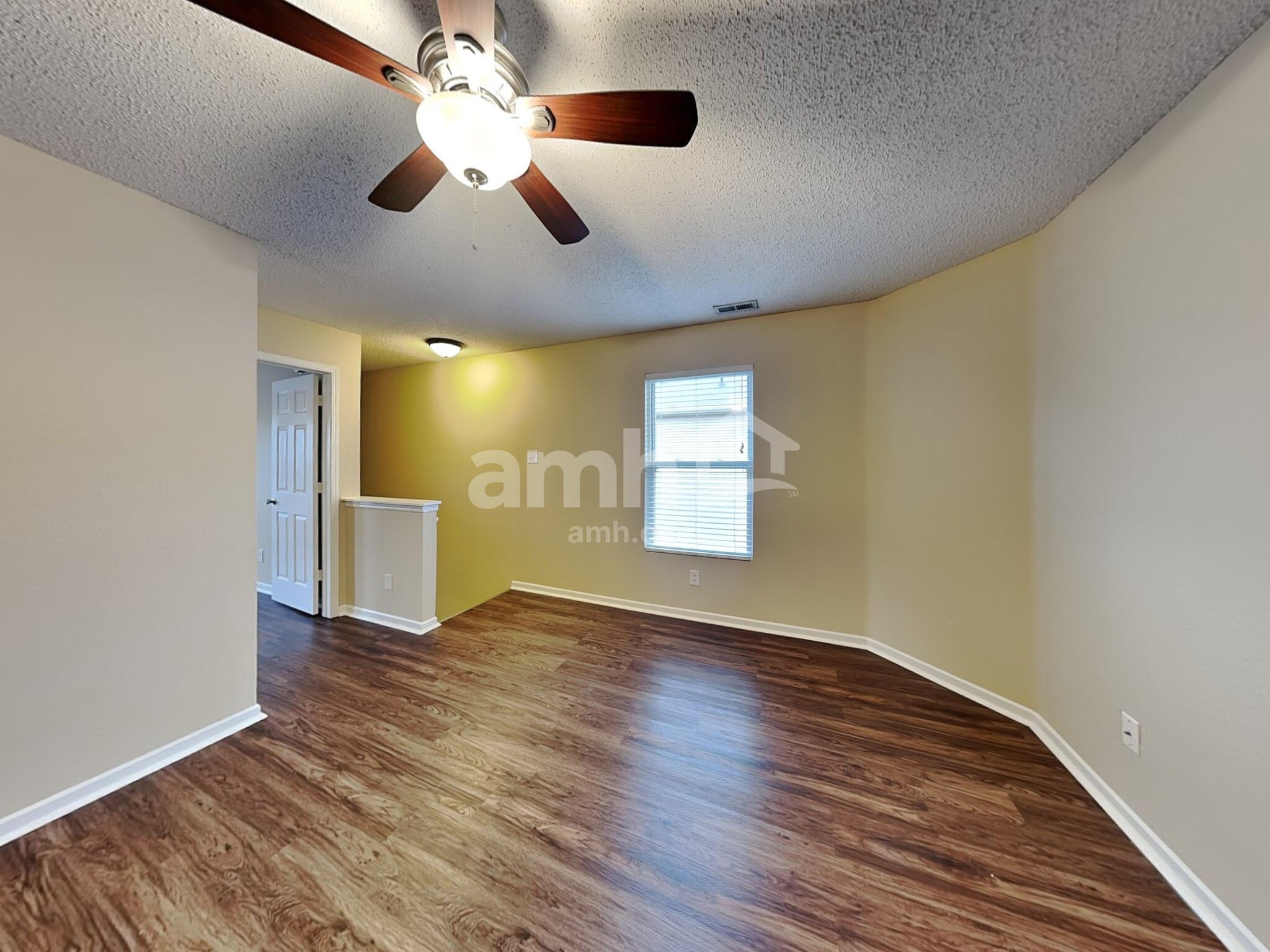 Building Photo - 12671 Republic Dr