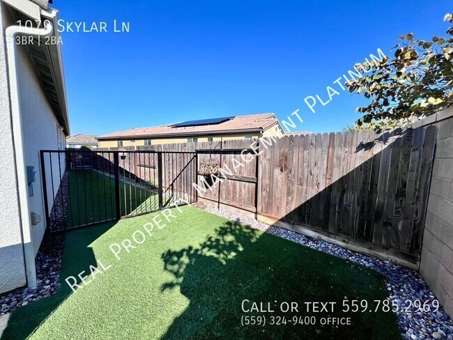 Building Photo - 1079 Skylar Ln