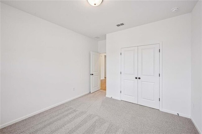 Building Photo - 564 Silverleaf Trl