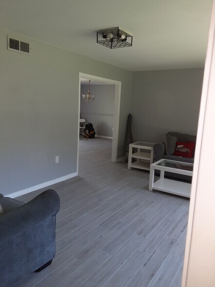 Living Room - 9469 Macedonia Ave