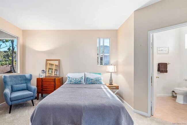 Building Photo - 7336 Mission Dam Terrace