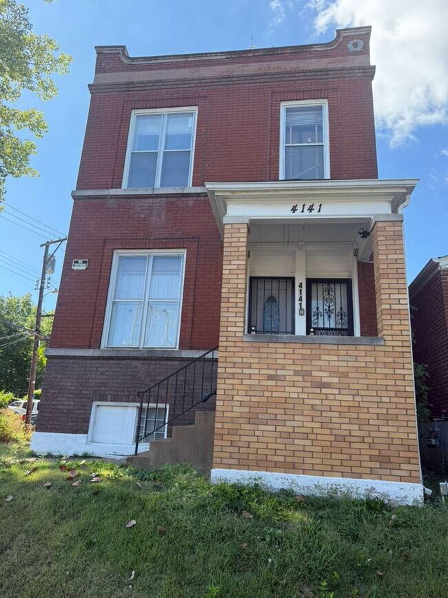 Primary Photo - Spacious South City 2BR Home for Rent – $1...