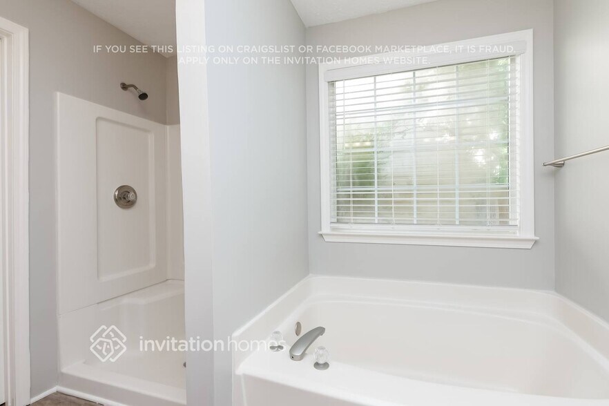 Building Photo - 3058 Kirkwood Dr NW