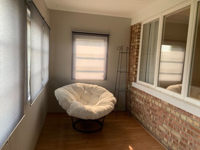 Building Photo - 7621 W Norridge St