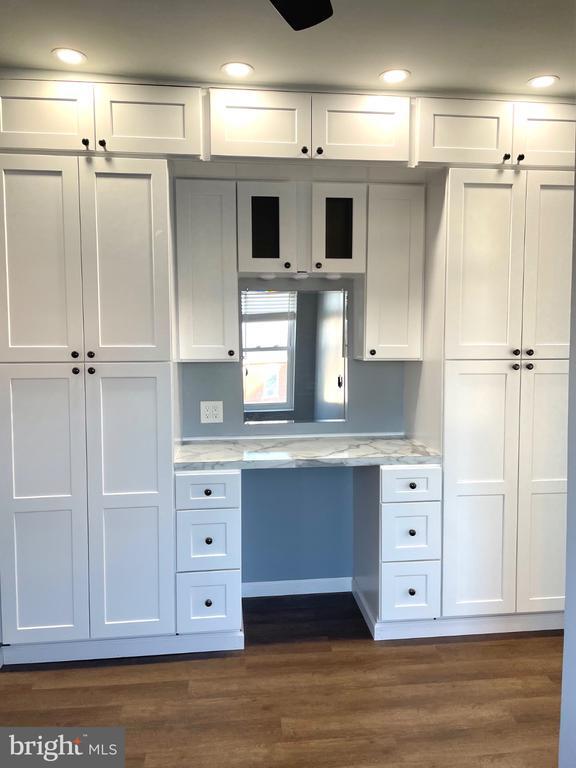 Building Photo - 326 Walnut St