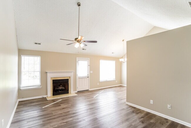 Building Photo - 5925 Timbertop Ln