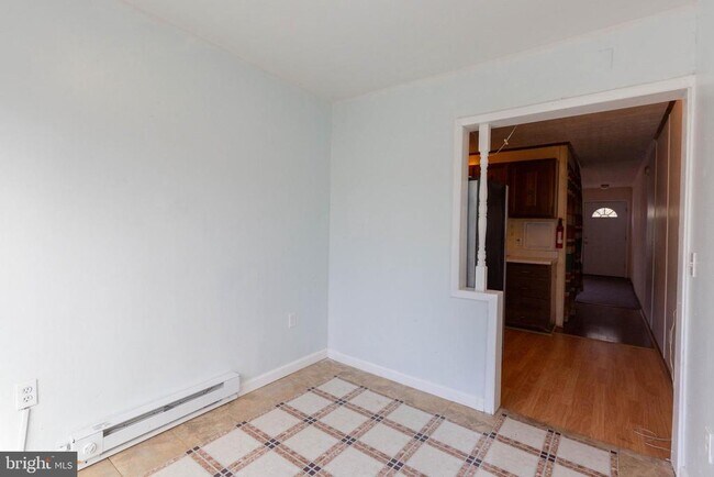 Building Photo - 48 Turf Ln