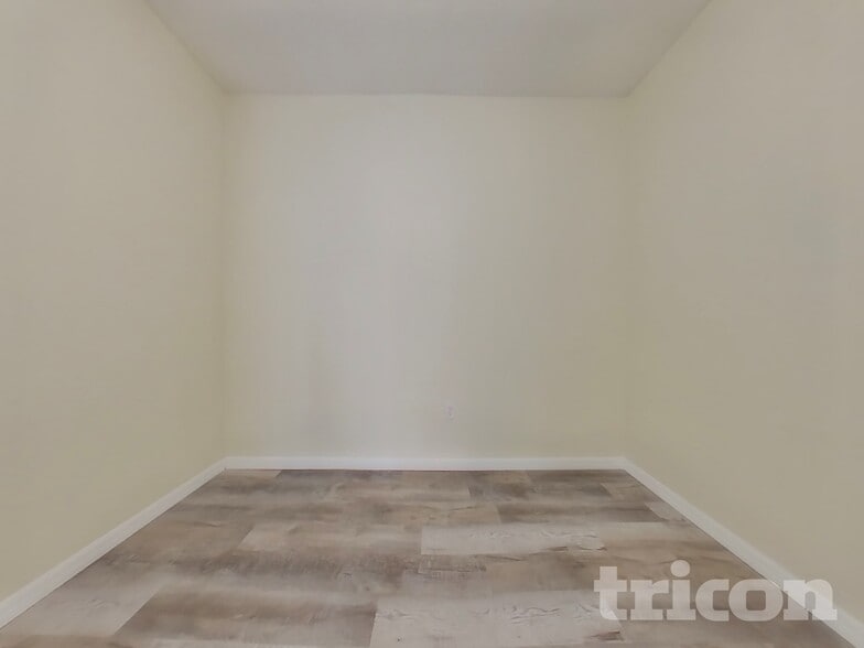 Building Photo - 229 Beckenham Dr