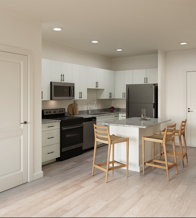 Building Photo - The Savoy at 301